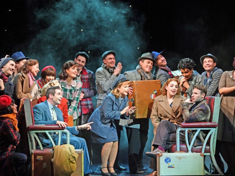 ‘White Christmas’ (Edinburgh Playhouse) | Review By Stacey&nbsp;Brown