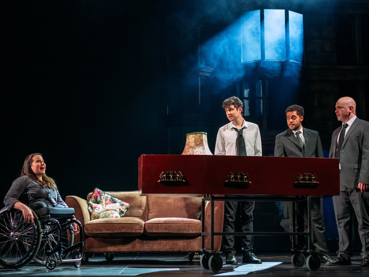 ‘Orphans’ (National Theatre of Scotland) | Review By Lewis C.&nbsp;Baird