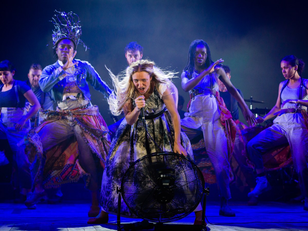 ‘Wuthering Heights’ (Edinburgh King’s Theatre) | Review By Alison Jeni&nbsp;Frater