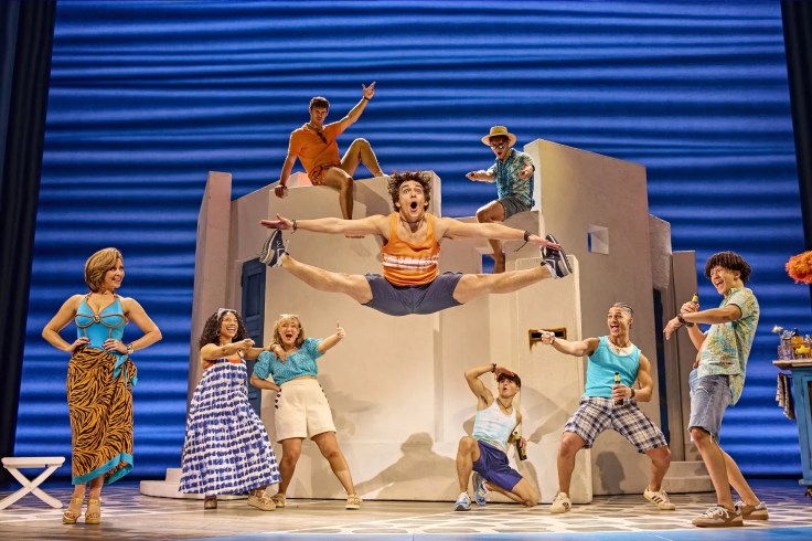 ‘Mamma Mia!’ (Edinburgh Playhouse) | Review By Lewis C.&nbsp;Baird