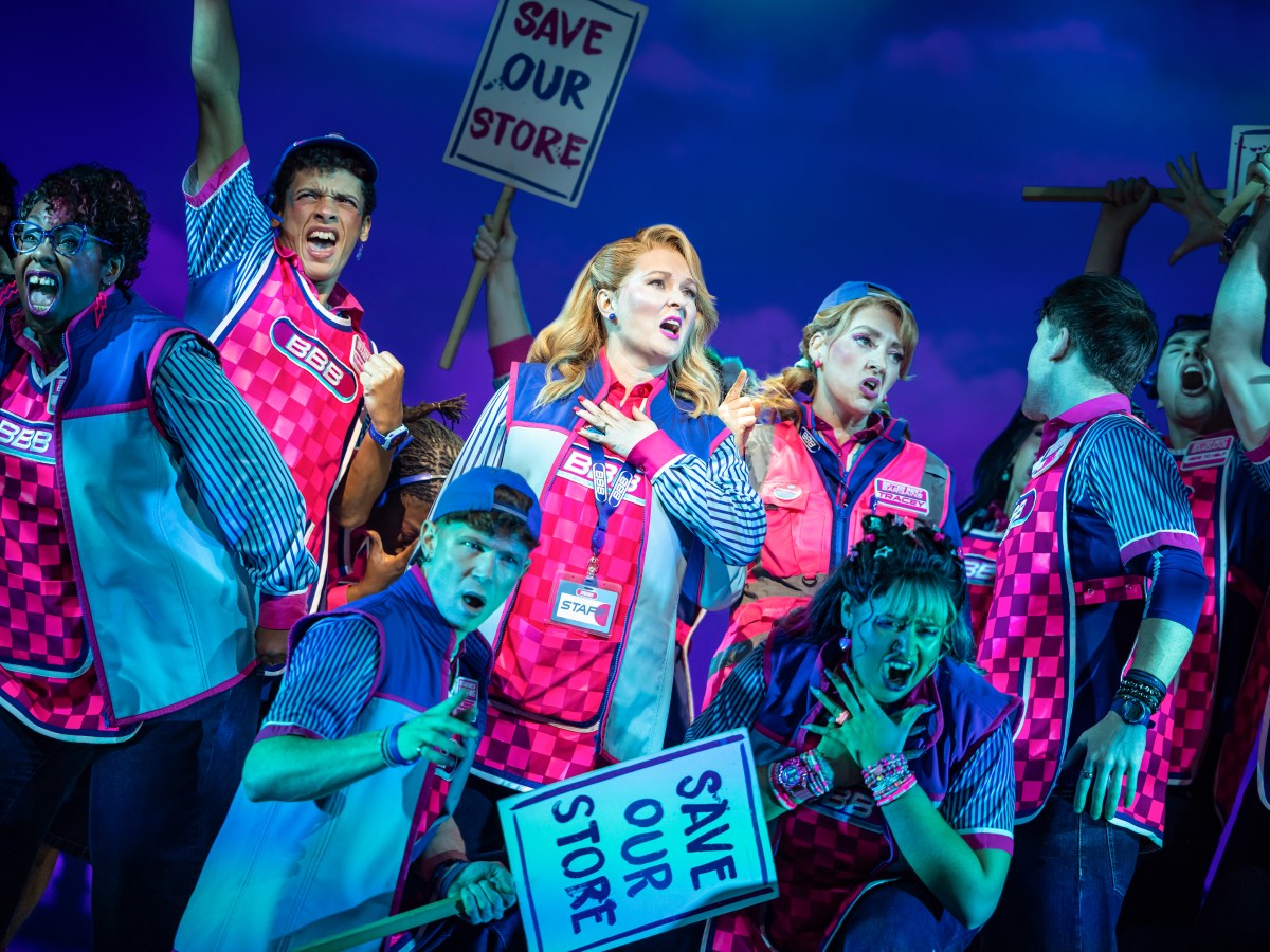 ‘Here & Now’ (Edinburgh Playhouse) | Review By Lewis C.&nbsp;Baird